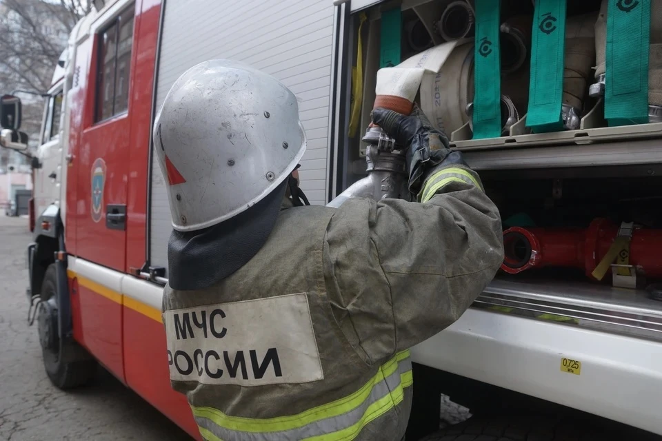В центре Москвы потушили пожар в пристройке супермаркета