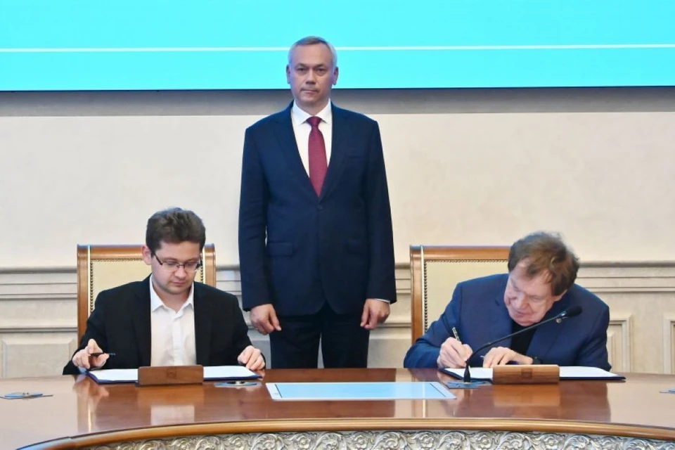 Совет учредителей утвердил отчет за 2024 год. Фото: пресс-служба Правительства Новосибирской области.