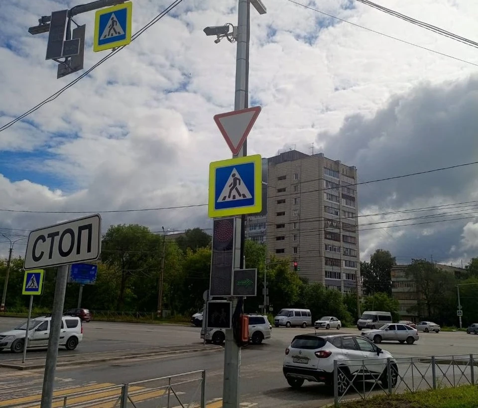 В Ульяновске восстановили работу светофора на улице Пушкарева. Фото администрация Ульяновска