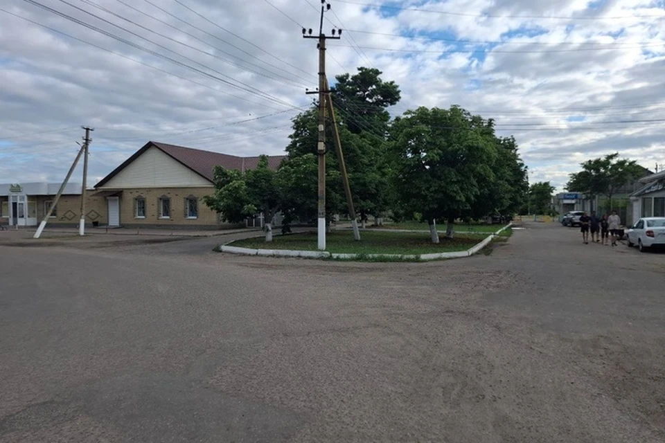 На этом месте водитель задавил двухлетнюю девочку. Фото: СУ СК РФ по Запорожской области