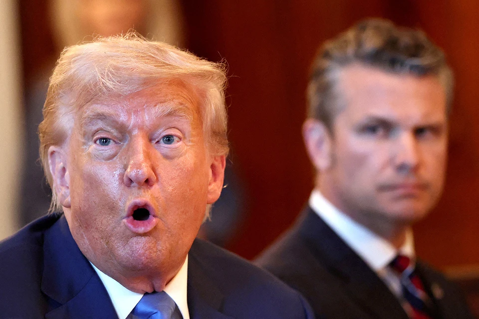 Трамп заявил, что отправит какое-то количество вооружений Украине с пометкой «для обороны», но не сказал, какое именно оружие, пообещав для России «сюрприз».
