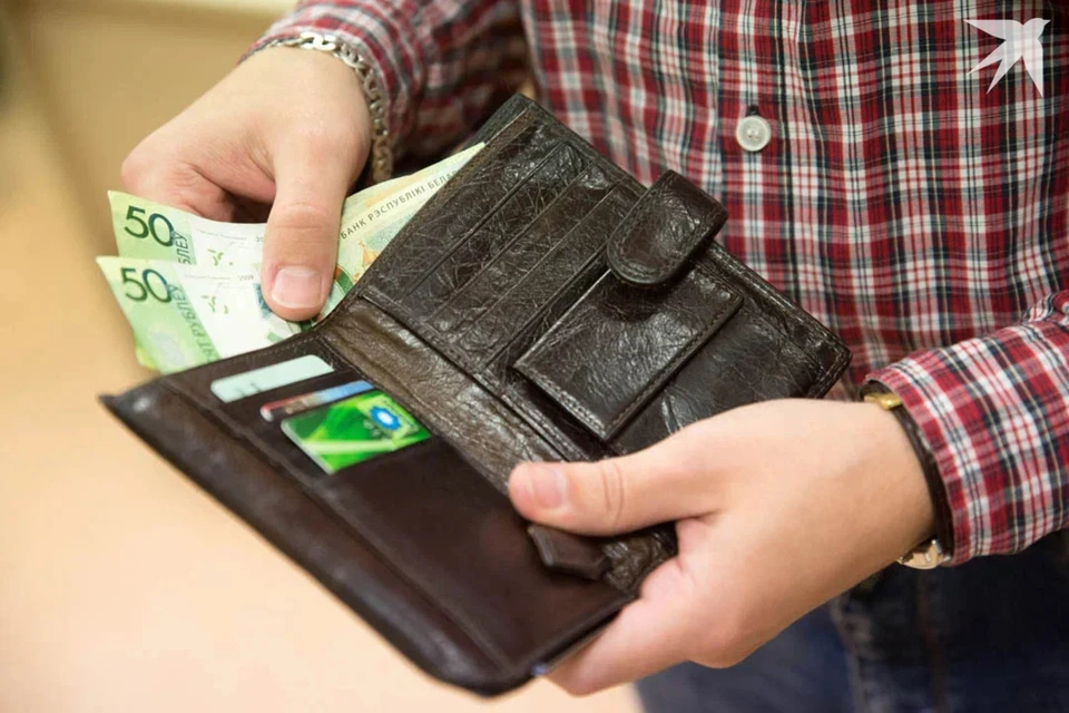 В Беларуси процессинговый центр продлил работы, связанные с возвращением денег клиентам трех банков. Снимок носит иллюстративный характер.