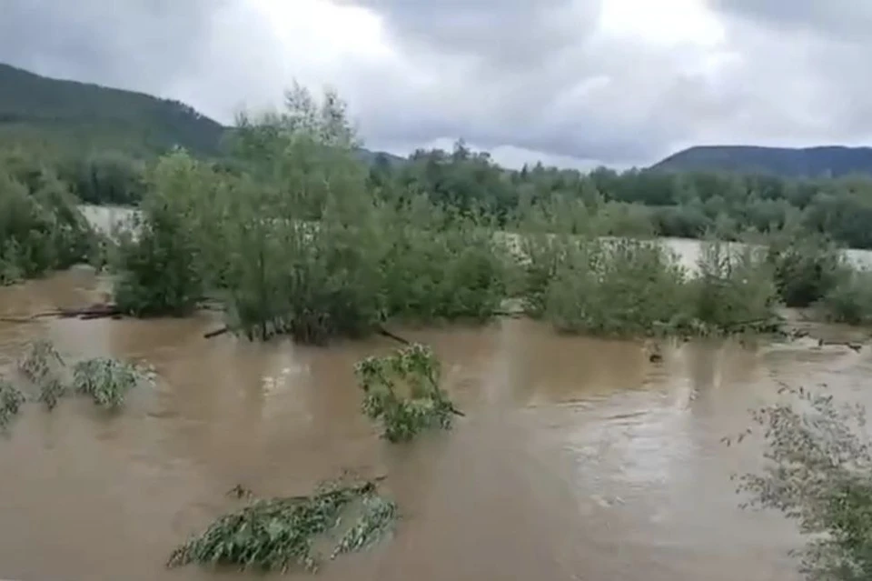 Ситуация стабилизировалась лишь к утру 9 июля. Фото: принтскрин видео novosti_blg