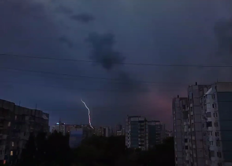 Шквалистый ветер достигнет 16-21 м/с, локально 25 м/с