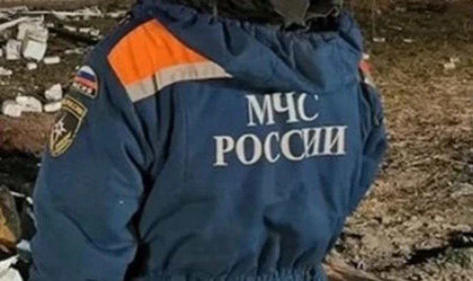 Пожар охватил частично расселенный дом на улице Чехова в Нижнем Новгороде.