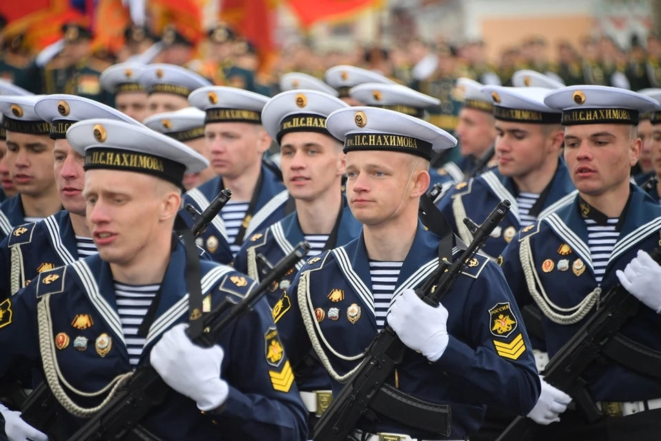 Военные моряки - гордость России