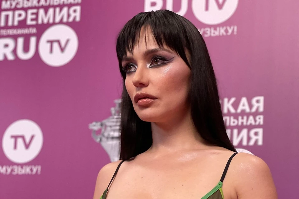 Певица Ольга Серябкина заявила, что воспитывает своего ребенка в строгости