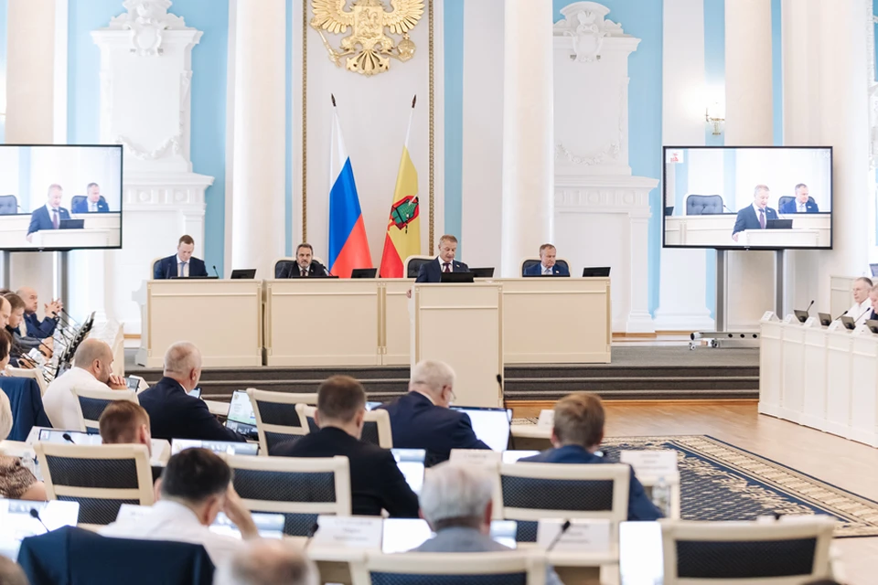 В заседании принял участие губернатор Павел Малков.