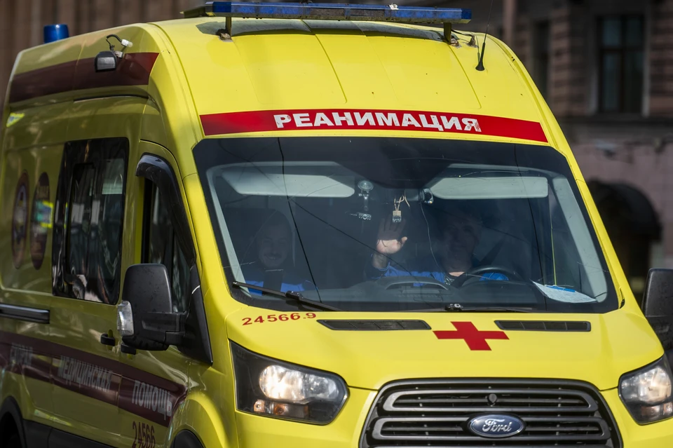 Ребенок получил сильную электротравму.