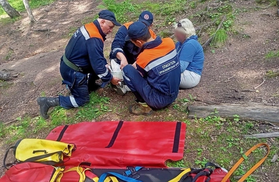 На «Красноярских Столбах» травмировались две туристки. Фото: КГКУ «Спасатель»