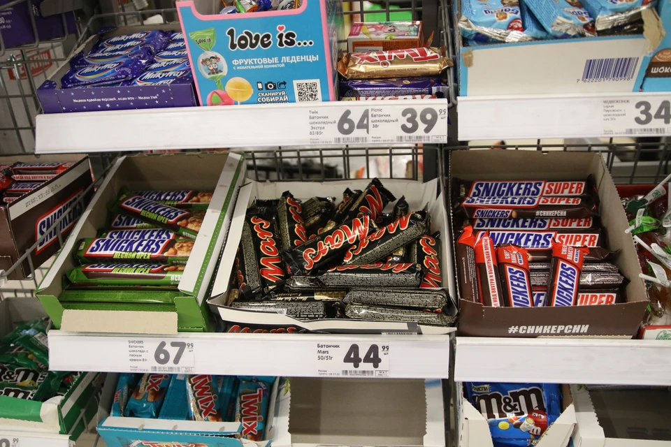Аналоги шоколадных батончиков Snickers и Twix активно производят в РФ