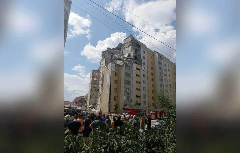 Момент взрыва в многоэтажном жилом доме в Саратове был снят на видео. Фото: предоставлено очевидцами