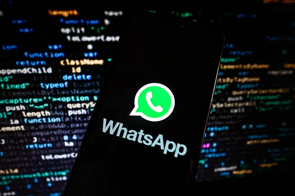 РКН призвал доверять официальным данным на фоне слухов о блокировке WhatsApp*