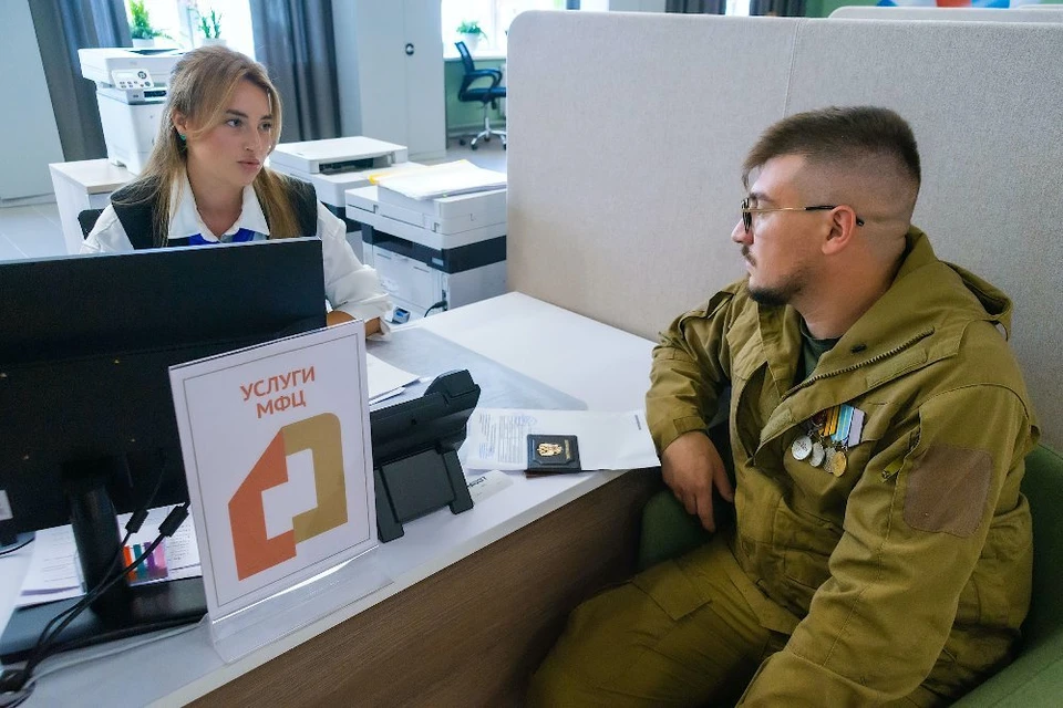 Центр оказывает психологическую, юридическую и другую помощь бойцам. Фото: Дмитрий Куткин.