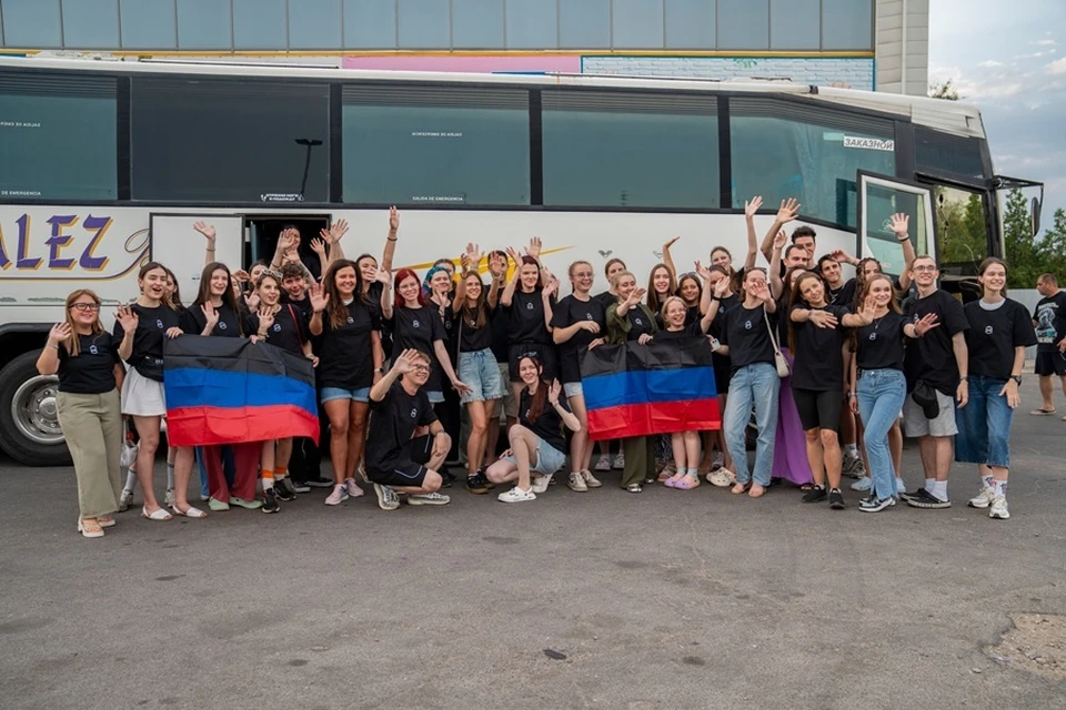 Молодежь из ДНР отправилась на фестиваль «Таврида.АРТ». Фото: Минмол ДНР