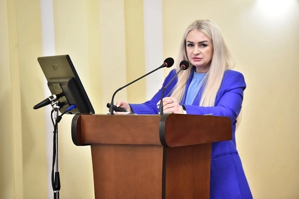 Лаура Зудина покинула пост главы ярославской службы занятости.