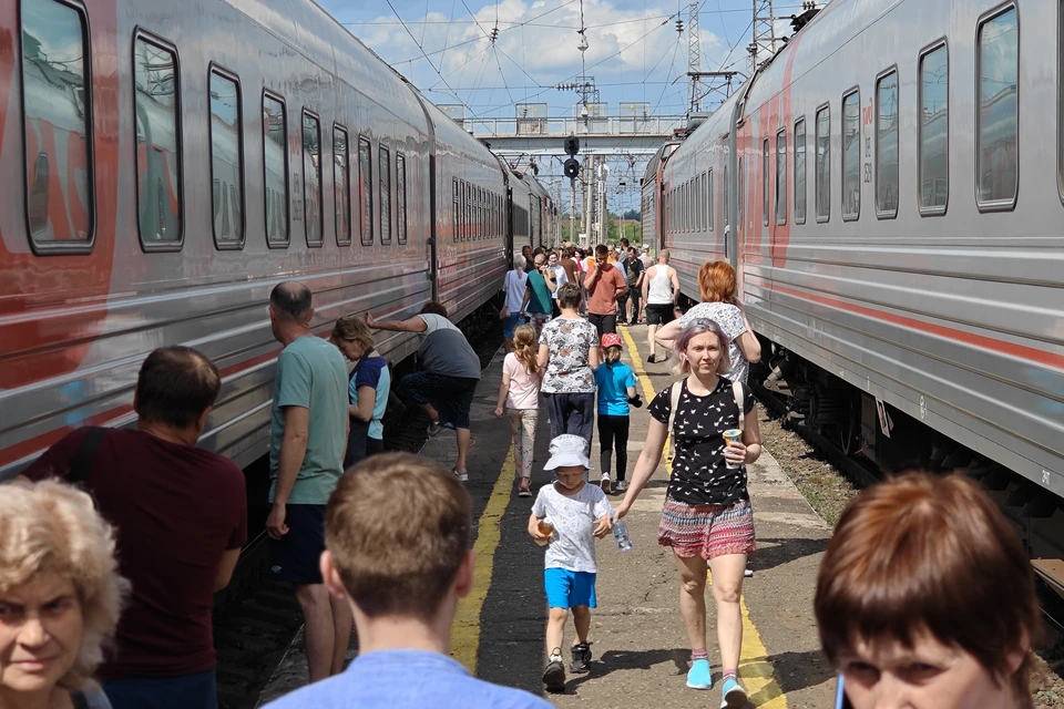 Стоимость бюджетного отдыха в России для семьи из трёх человек — от 14 700 рублей за неделю