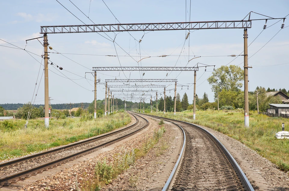 В Уфе 19-летний парень устроил погром на железнодорожной станции.