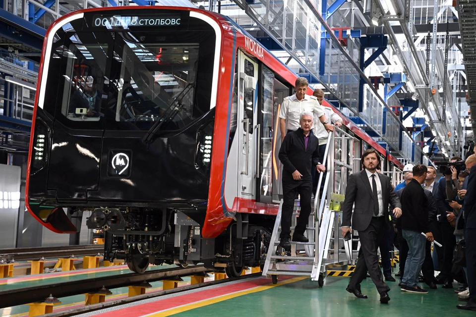 Мэр Москвы Собянин открыл электродепо «Столбово» Троицкой линии метро