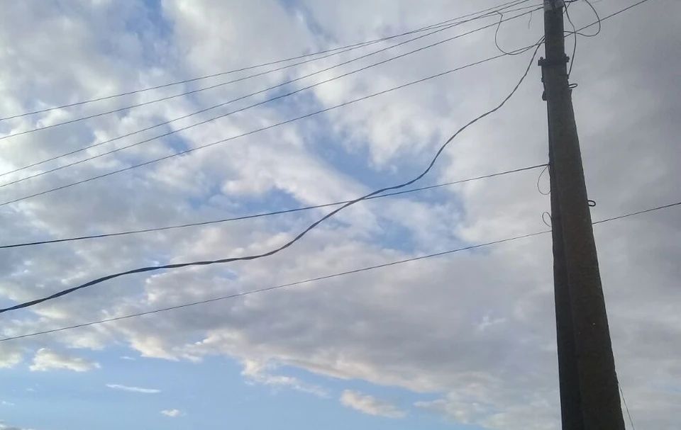 В селе Головчино Грайворонского округа повреждена линия электропередачи.