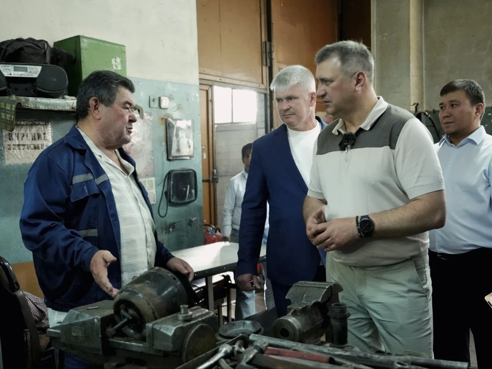 Глава города встретился с представителями компаниями. Фото: Иван Носков