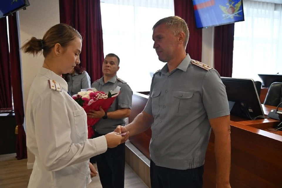 В Новосибирске выпускникам ФСИН вручили удостоверения. Фото: ГУФСИН по Новосибирской области