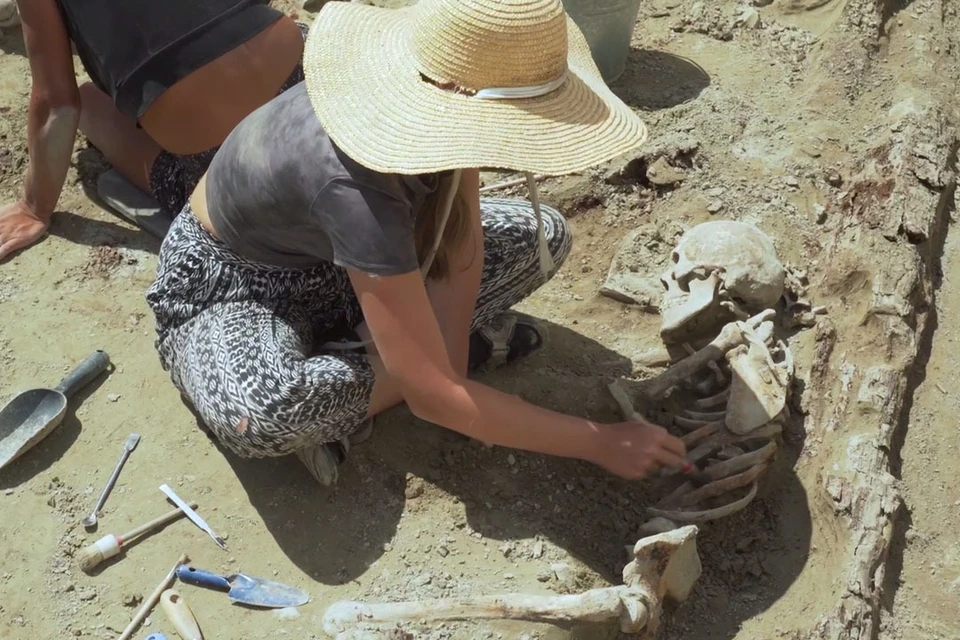 Захоронение бедных скифов нашли петербургские учебы в Туве. Фото: t.me/archeocode