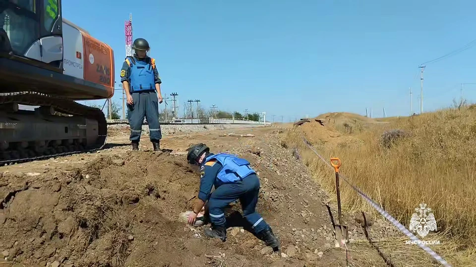 В Крыму обезвредили мины времен Великой Отечественной. Фото: кадр из видео МЧС.