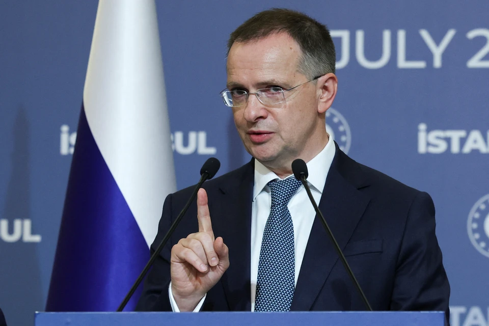 Мединский назвал дипфейком видео, на котором он якобы рассуждает об аренде Аляски.
