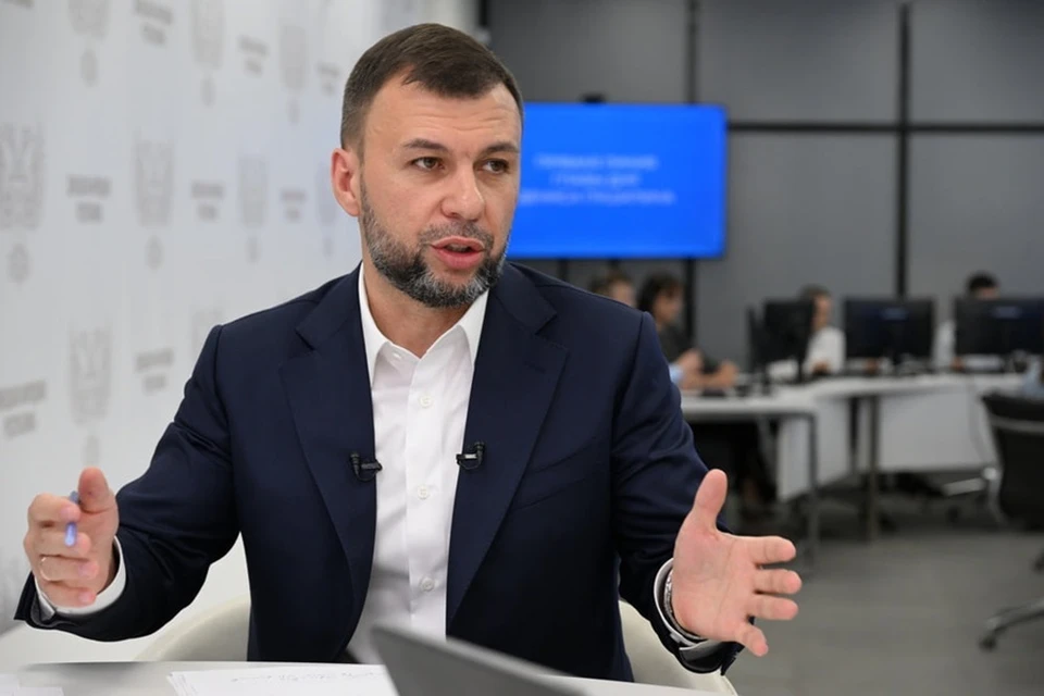 У Главы ДНР Дениса Пушилина стартовала Прямая линия с населением региона. Фото: Сайт Главы ДНР