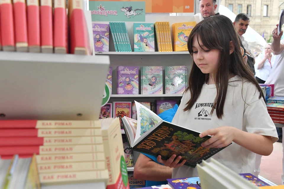 Минпросвещения РФ внесло в список для внеклассного чтения книги о спецоперации