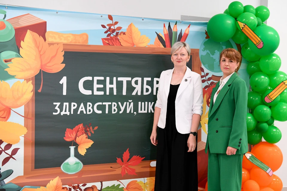 Традиция выплат сотрудникам школ к новому учебному году будет продолжена.