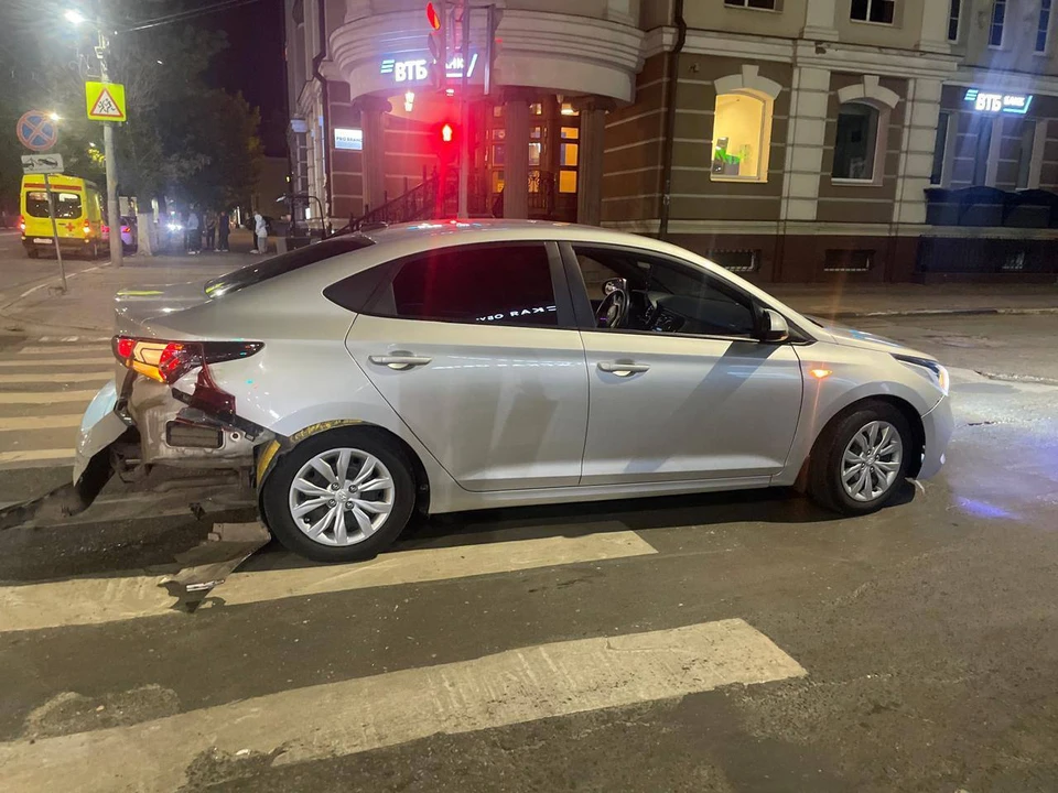 На месте ДТП работал реанимобиль.