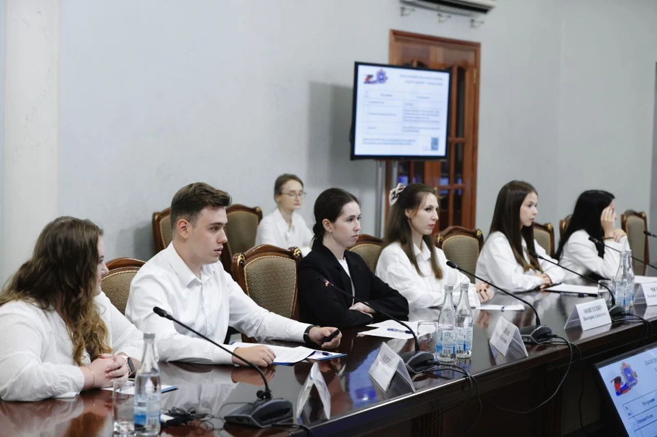 Стажировку, которую запустили по инициативе главы региона, прошли 50 студентов