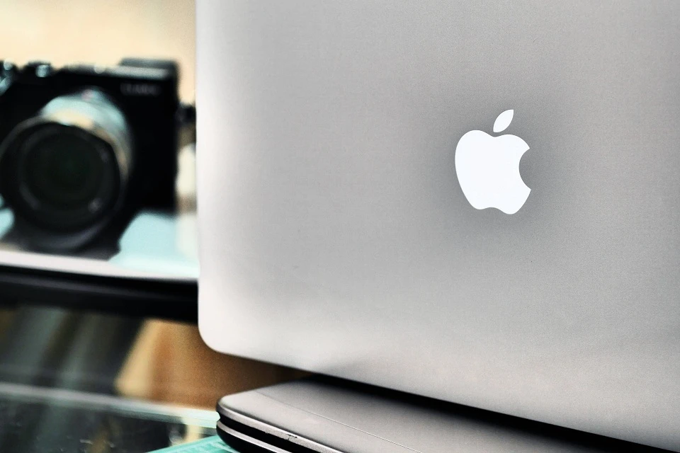 Apple отправляет в архив легендарный MacBook Air: ультрабук попал в печальный список