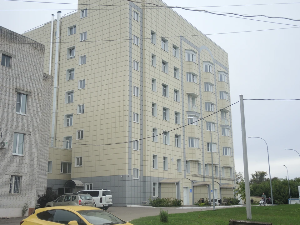 Здание Гусь-Хрустальной ЦРБ, в котором располагается родильное отделение