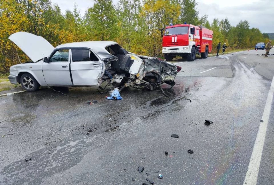 В ДТП пострадали два человека. Фото: Управление ГОЧС и ПБ по Мурманской области