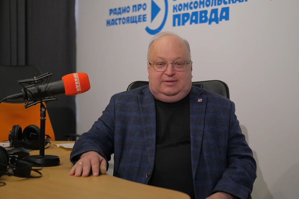 Ректор ЛГУ имени Пушкина Григорий Двас.