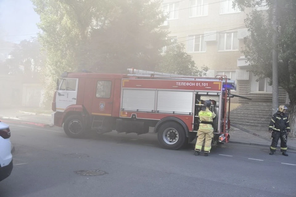 Полную ликвидацию пожара пока не объявляли