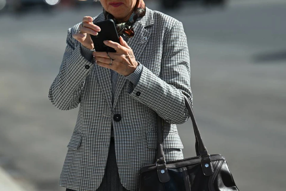 В мае этого года 69-летняя жительница Иркутска Валентина Кириченко (имя изменено – прим. Редакции) зарегистрировалась на сайте знакомств.