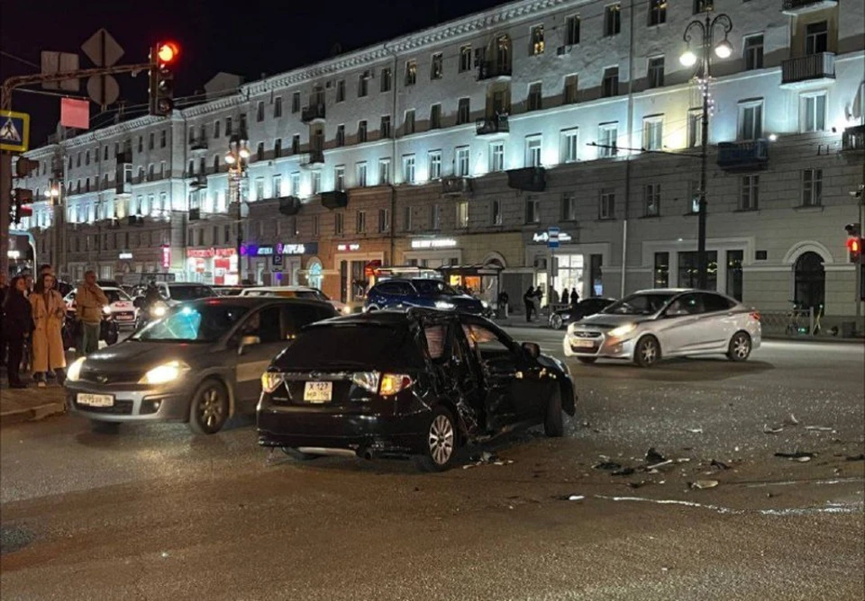 Девушка не пропустил байкера. Фото: читатель "КП"