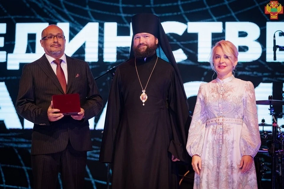 Награды вручили заслуженным медработникам региона. Фото: министерство здравоохранения Запорожской области