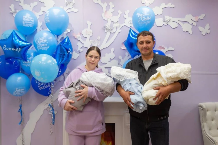 «Дорогой, у нас не будет двойни... У нас будет тройня!»: сибирячка стала мамой шестерых детей, исполнив мечту мужа о сыновьях