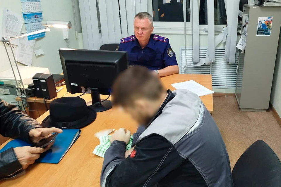 Правоохранительные органы задержали мужчину, который подозревается в убийстве жены и двух детей Фото: t.me/sledcom_uln