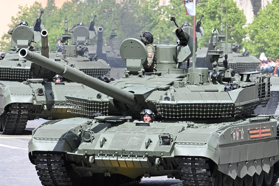 MWM: Российский танк Т-90М значительно превосходит Leopard, Abrams и Challenger