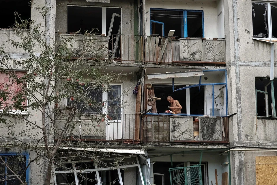РИА Новости: В небе над Донецком произошел мощный взрыв