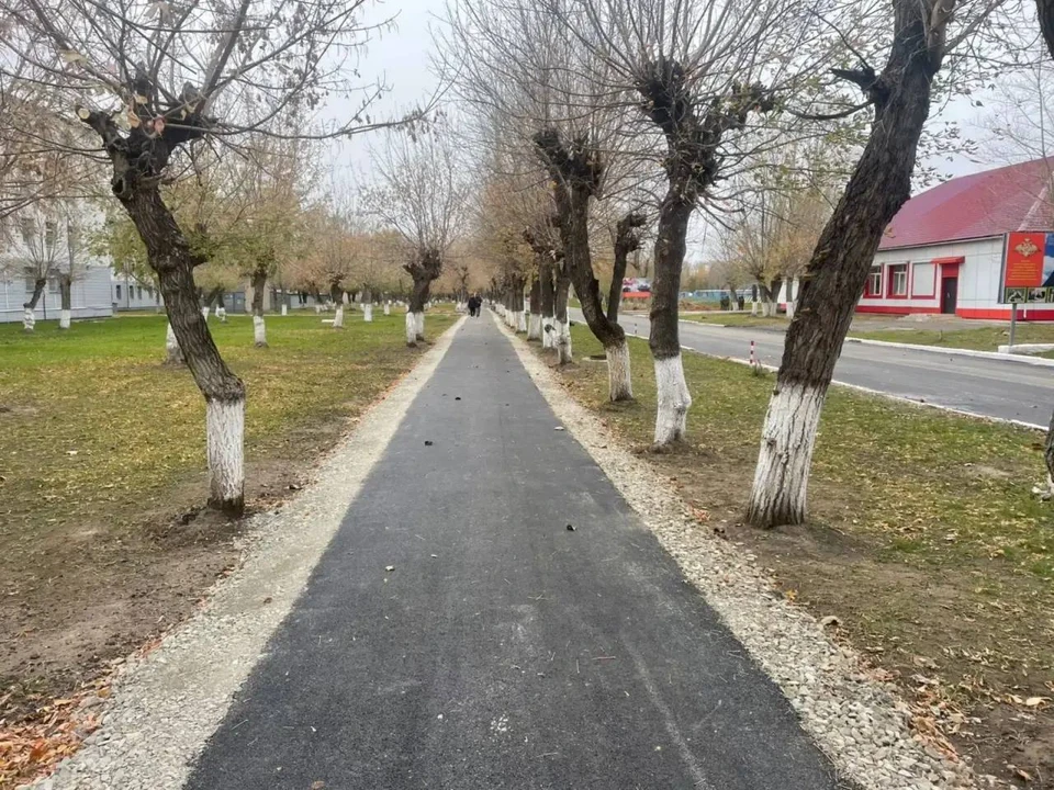 Ремонт тротуара. Фото: тг-канал Виктора Томенко