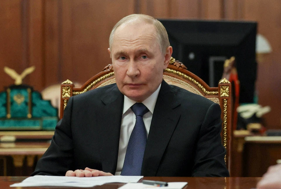 Более 40 зарубежных лидеров поздравили президента Путина с днём рождения