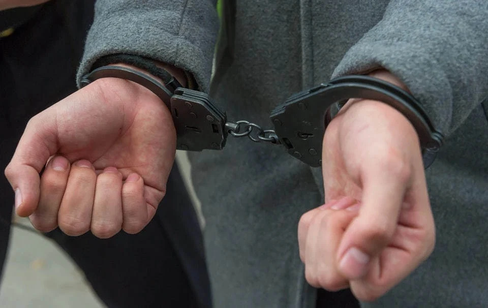 В Уфе задержали мужчину, выбросившего с четвертого этажа двухлетнюю дочь