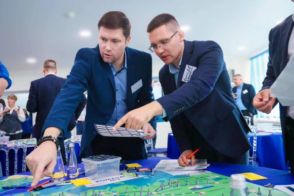 Бизнес-игра заняла около пяти часов. Фото: АО «Восточный Порт»